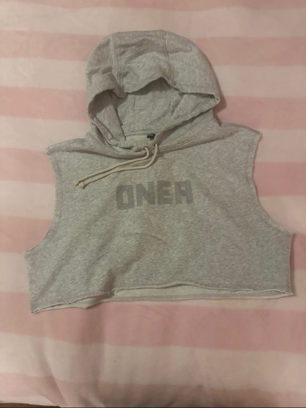 Oner Active Gray Cropped Sleeveless Hoodie